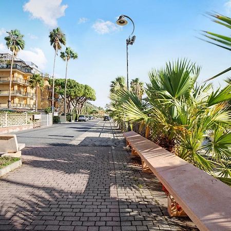 Casa Laura Elena Apartamento San Bartolomeo Al Mare Exterior foto