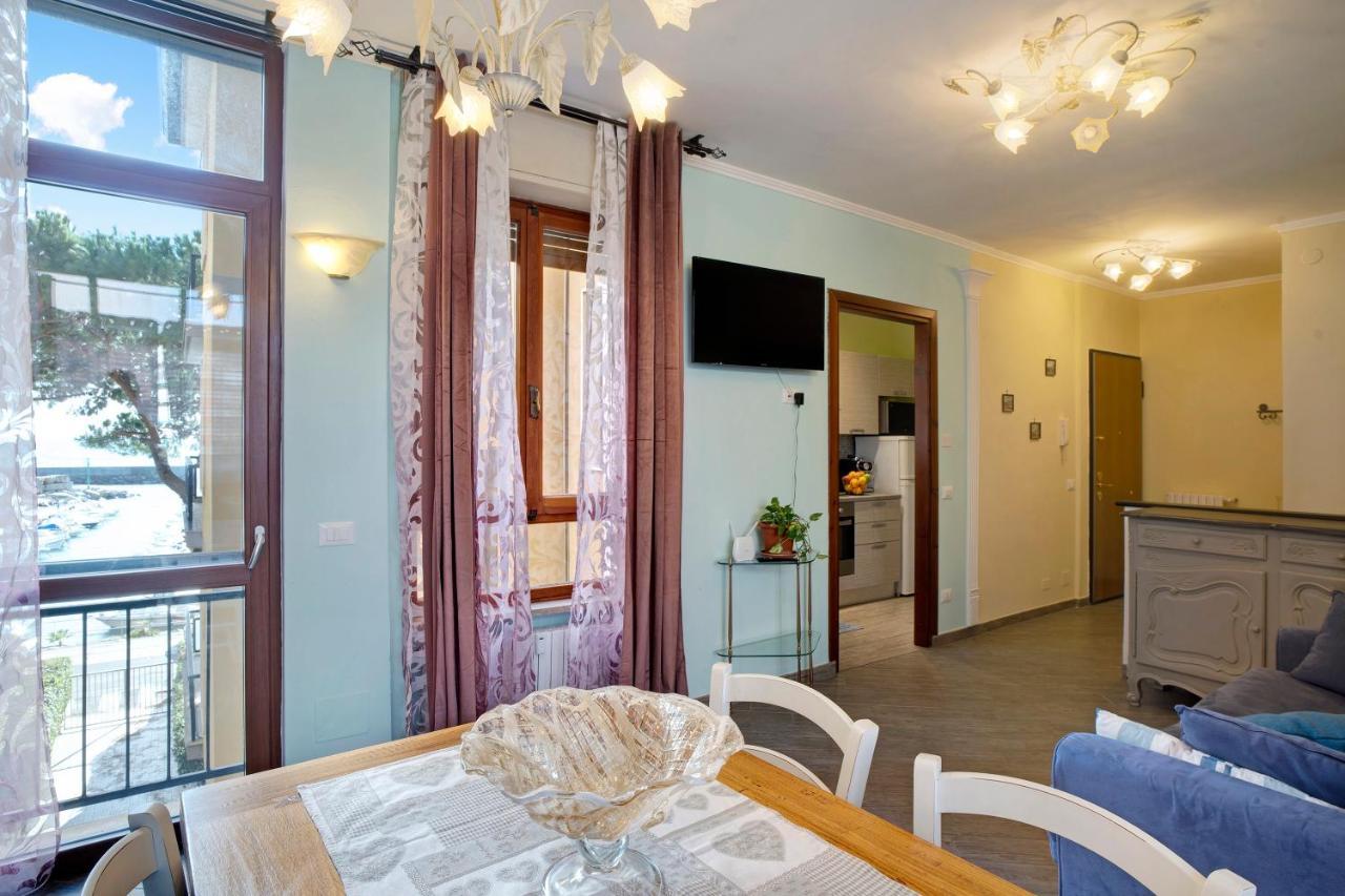 Casa Laura Elena Apartamento San Bartolomeo Al Mare Exterior foto